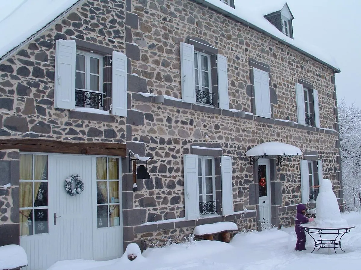 Bed & Breakfast Maison D'Hotes La Nichee Rochefort-Montagne